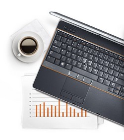 Dell Latitude E6520 otevreny